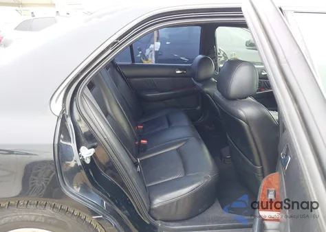 1999 Acura Rl 3.5 z USA, uszkodzony, nr VIN JH4KA9665XC008107